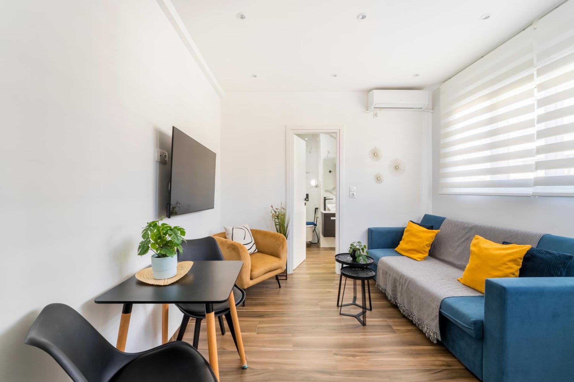 Blue Oasis - Jacuzzi Penthouse Apartment เอเธนส์ ภายนอก รูปภาพ